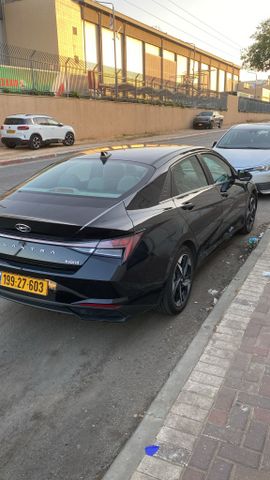 יונדאי אלנטרה