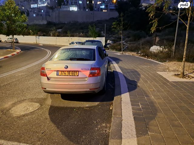 סקודה אוקטביה 
