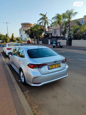 טויוטה קורולה