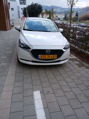 מודעת רכב מאזדה 2