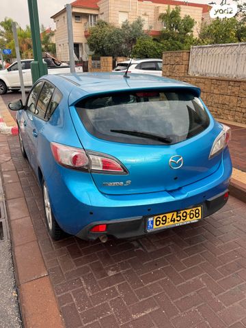 מאזדה 3