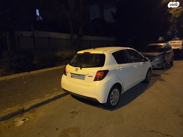 מודעת רכב טויוטה יאריס