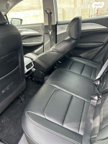 ג׳ילי Geometry C