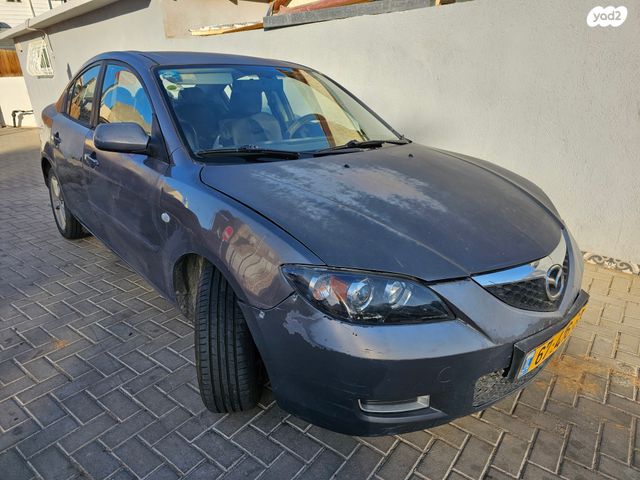 מודעת רכב מאזדה 3