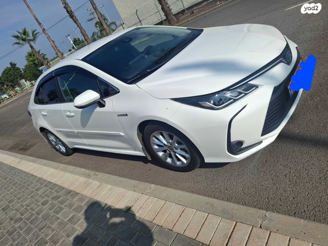 טויוטה קורולה