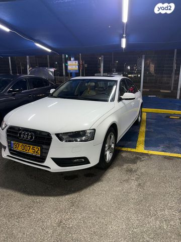 אאודי A4