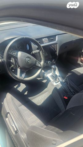 סקודה אוקטביה