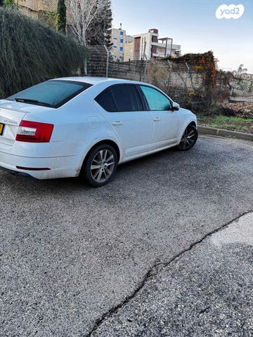 סקודה אוקטביה 