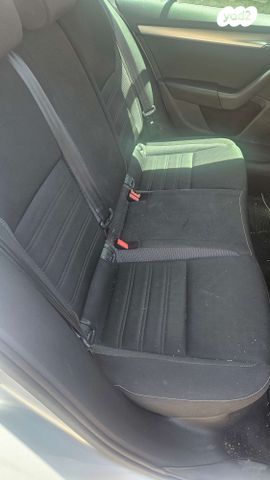 סקודה אוקטביה