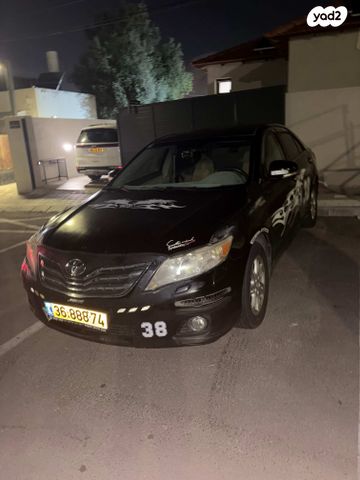 טויוטה קאמרי