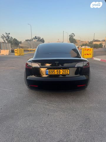 טסלה מודל 3