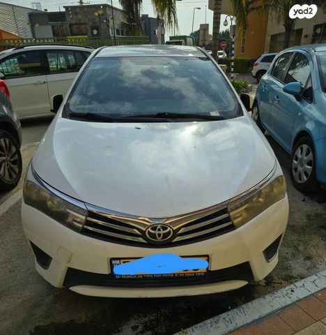 טויוטה קורולה