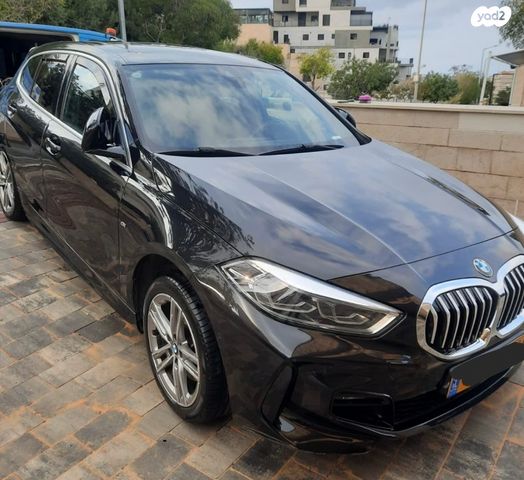 מודעת רכב ב מ וו סדרה 1