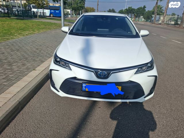 מודעת רכב טויוטה קורולה