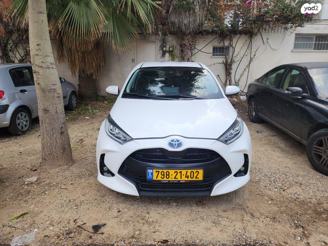 מודעת רכב טויוטה יאריס