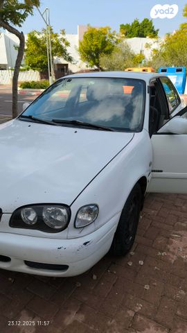 טויוטה קורולה