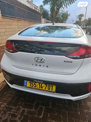 יונדאי איוניק