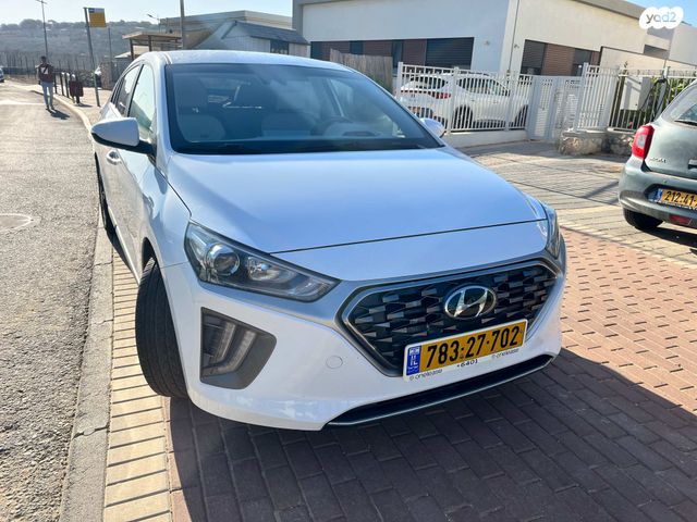 יונדאי איוניק