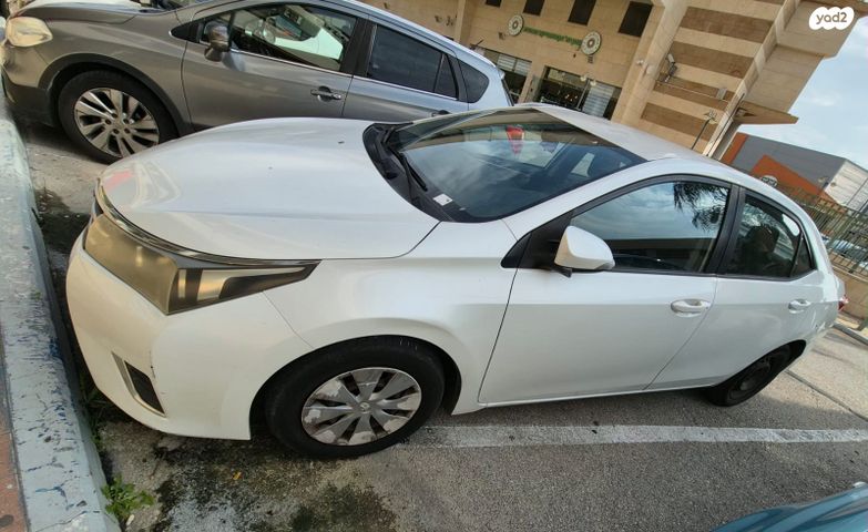 מודעת רכב טויוטה קורולה