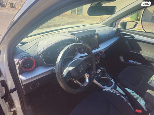 מודעת רכב סיאט ארונה