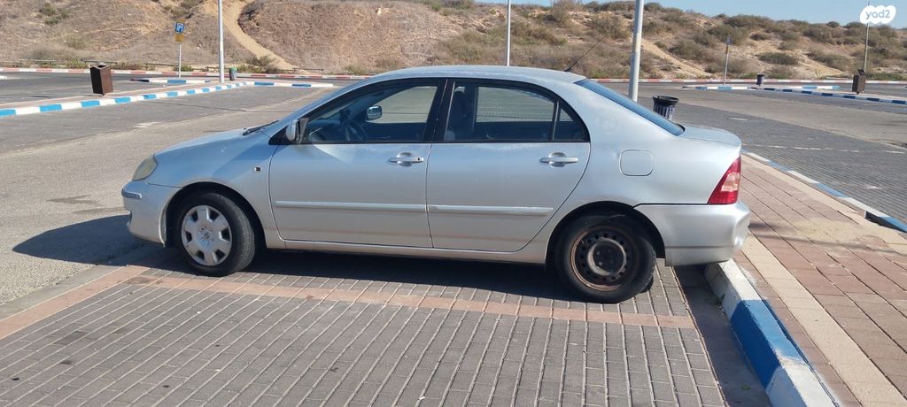טויוטה קורולה