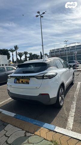 ג׳ילי Geometry C