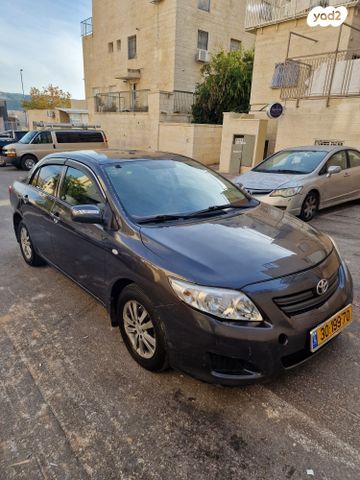 טויוטה קורולה