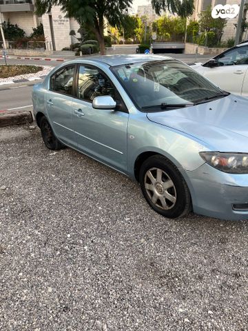 מודעת רכב מאזדה 3