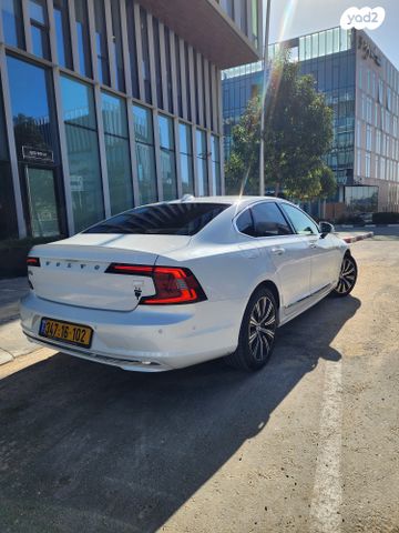 וולוו S90