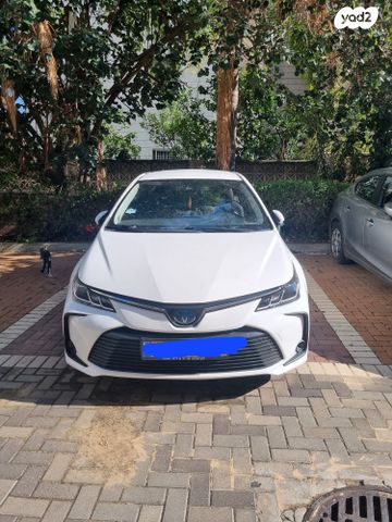 מודעת רכב טויוטה קורולה