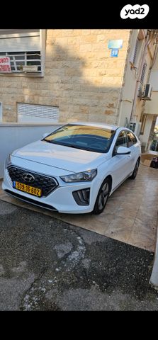 יונדאי איוניק