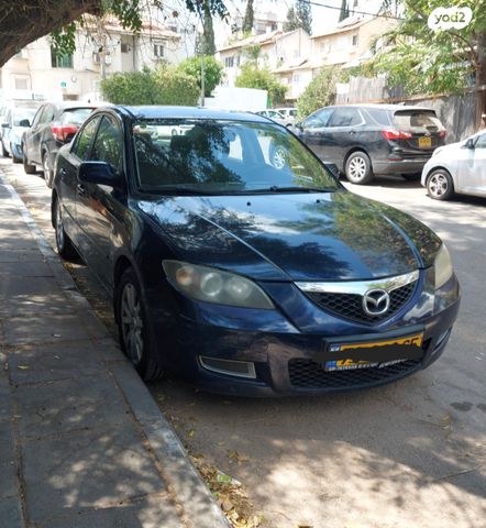 מודעת רכב מאזדה 3
