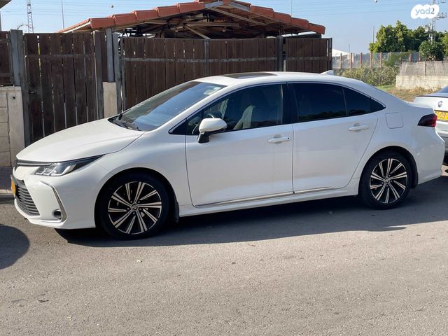 מודעת רכב טויוטה קורולה