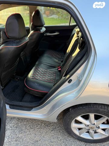 טויוטה אוריס