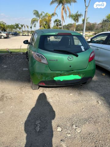 מודעת רכב מאזדה 2