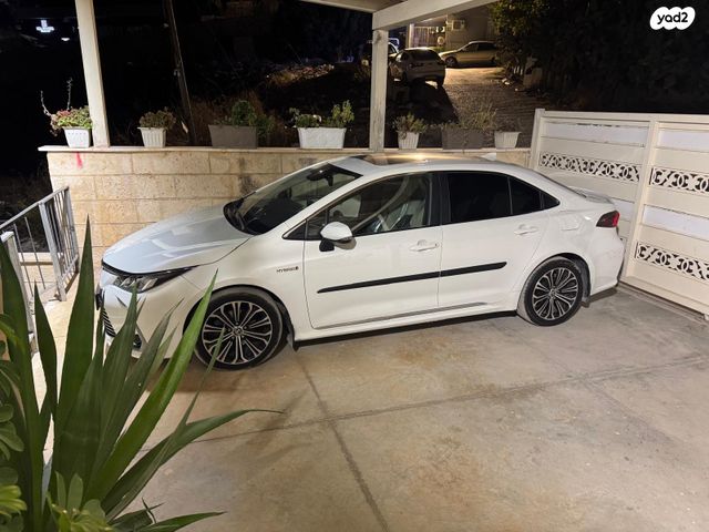 מודעת רכב טויוטה קורולה