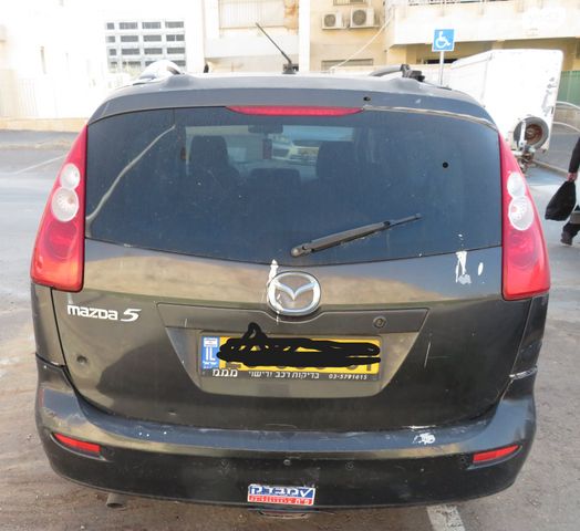 מודעת רכב מאזדה 5