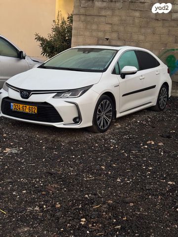 טויוטה קורולה