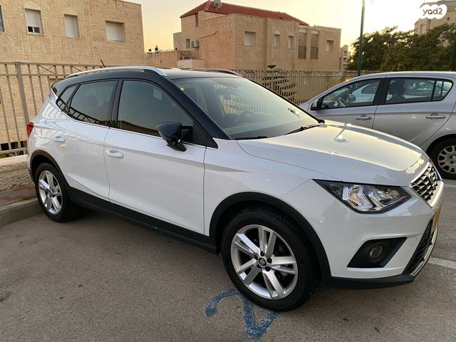 מודעת רכב סיאט ארונה