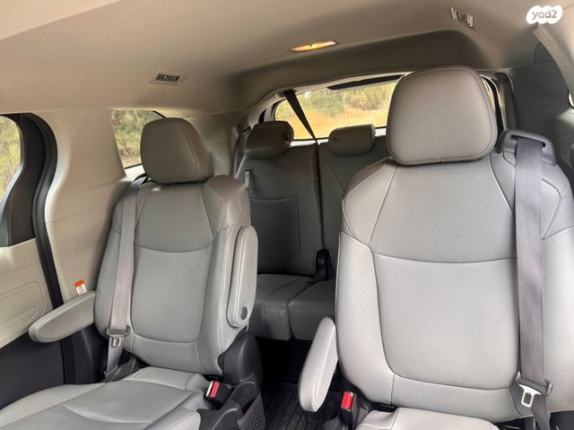 טויוטה סיינה