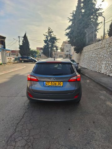 יונדאי i30