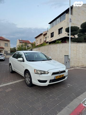 מיצובישי לנסר