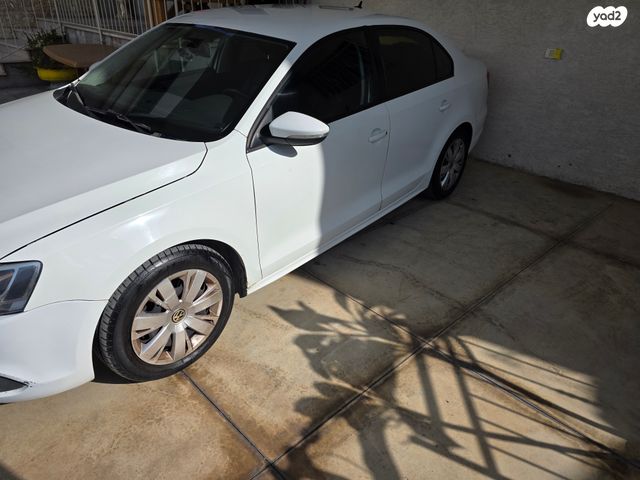 מודעת רכב פולקסווגן ג'טה 
