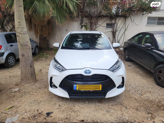 מודעת רכב טויוטה יאריס