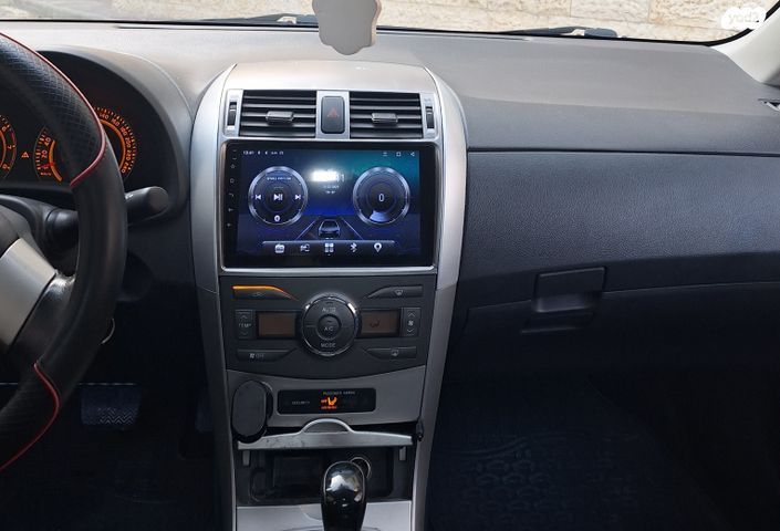 טויוטה קורולה