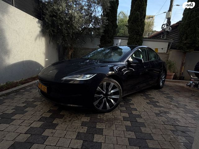 מודעת רכב טסלה מודל 3
