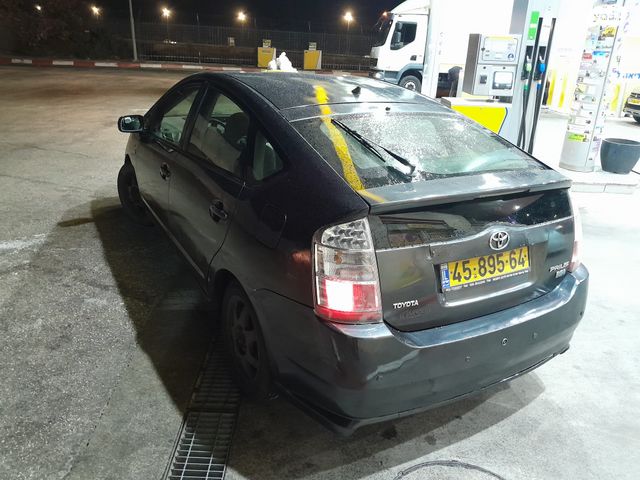 טויוטה פריוס