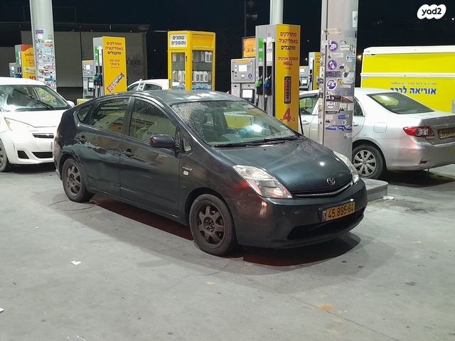 מודעת רכב טויוטה פריוס