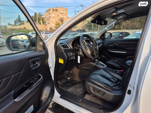 מיצובישי טרייטון / L200