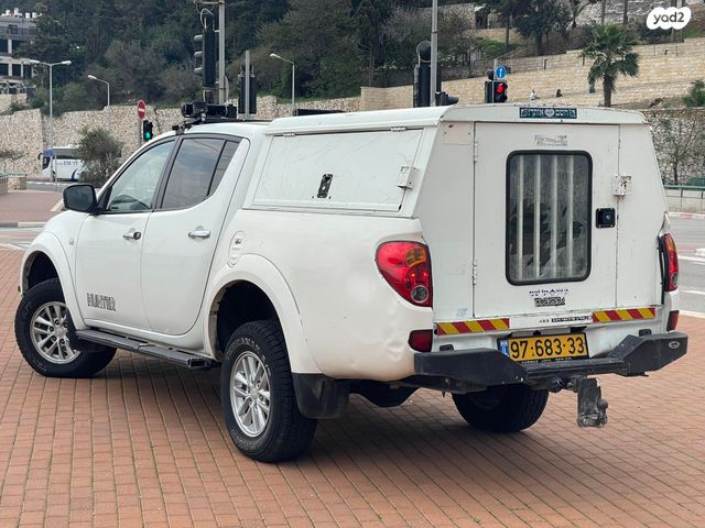 מיצובישי טרייטון / L200